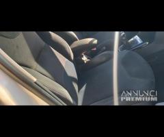 Ricambi Citroen C3 1.6 D del 2011 motore 9HP - 12