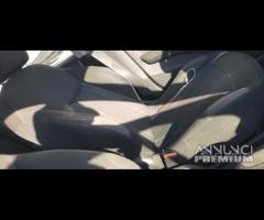Ricambi Peugeot 208 1.4 D del 2013 motore 8H01 - 10