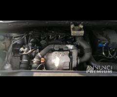 Ricambi Citroen Picasso 1.6 D del 2009 motore 9HZ - 24