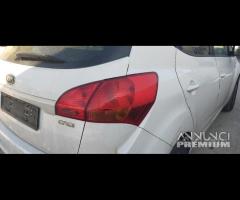 Ricambi Kia Venga 1.4 D del 2011 - 11