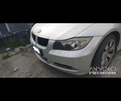 Ricambi BMW 320 D SW del 2006