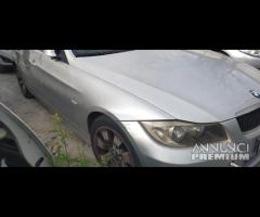 Ricambi BMW 320 D SW del 2006