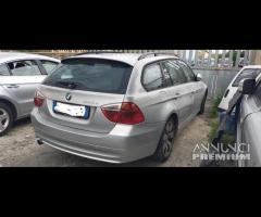 Ricambi BMW 320 D SW del 2006 - 8