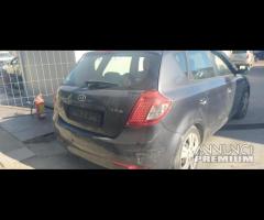 Ricambi Kia Ceed 1.4 B del 2010 - 4