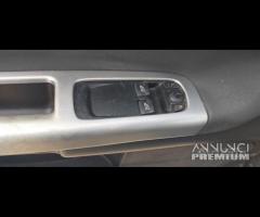 Ricambi Volvo C30 LX 2.0 D del 2008 - 13