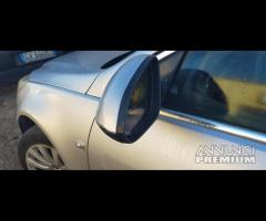 Ricambi Opel Insigna 2.0 D del 2010 - 8