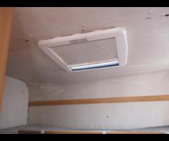 ADRIA CORAL 680 SK GARAGE-Anno 2005-KM.77.000eu.14 - 20
