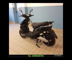 SCOOTER ELETTRICO DISPONIBILE  F17 L1e=50CC - 2