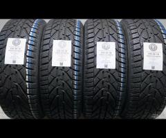 4 GOMME 235 55 18 TAURUS A73359