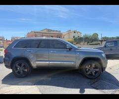 Jeep Grand Cherokee 3.0 CRD 241cv Overland - 13
