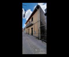 Casa singola con garage a Linguaglossa