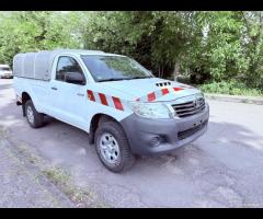 Toyota Hilux MAXIII- 2WD - UNICO PROP!!! OK PERMUT - 9