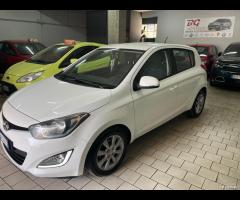 Hyundai i20 1.4 CRDi 5p. Full optiknal 2012 - 15