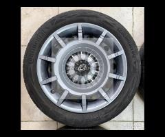Cerchi 18 e pneumatici originali nuova Renault 5 - 3