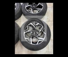 Cerchi 17 nuova Kia Sportage e pneumatici Uniroyal
