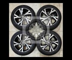 Cerchi 16 e pneumatici 4 Stagioni Toyota Yaris