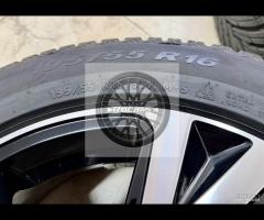 Cerchi 16 e pneumatici 4 Stagioni Toyota Yaris - 8