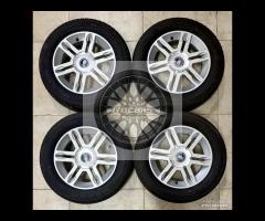 Cerchi in lega 14 e pneumatici Fiat Panda