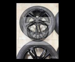 Cerchi 19 neri e pneumatici Tiguan Audi Q3