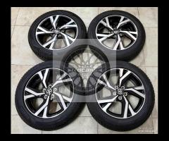 Cerchi 16 e pneumatici 4 Stagioni Toyota Yaris