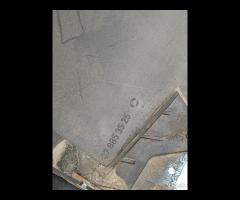 PARAURTI POSTERIORE CON SENSORI DI PARCHEGGIO MERC - 21
