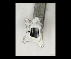 RINFORZO TRAVERSA PARAURTI POSTERIORE FORD FOCUS I - 19