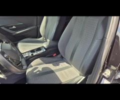 Peugeot 2008 BlueHDi 130 S&S EAT8 Allure Pack - 12