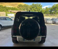 Land Rover Defender 110 2.0 SD4 240CV AWD Auto HSE - 14