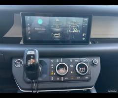 Land Rover Defender 110 2.0 SD4 240CV AWD Auto HSE - 25