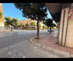 GROTTAGLIE -Locale commerciale v. De Gasperi