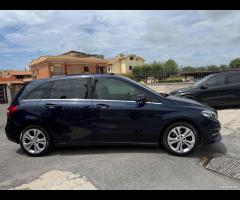 MERCEDES B 180d SPORT TETTO APRIBILE!!! - 14