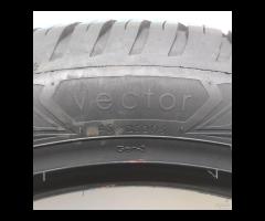 4 GOMME 245 50 19 GOODYEAR BR2121