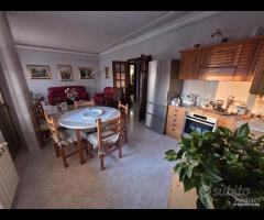 Prestigioso e panoramico appartamento piano 4 - 15