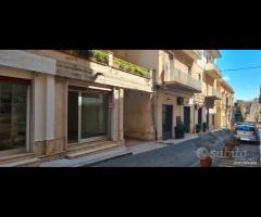 Castelvetrano, locale commerciale via Bonsignore