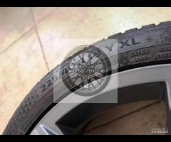 Cerchi 18 e pneumatici M+S Volkswagen Golf R Line - 9