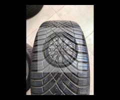 Cerchi 18 e pneumatici M+S Volkswagen Golf R Line - 10