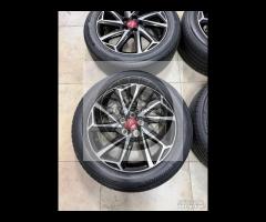 Cerchi 16 pneumatici originali nuova Toyota Yaris