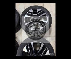 Cerchi 16 e pneumatici originali nuova Peugeot 208 - 6