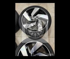 Cerchi 18 Richmond Volkswagen Golf e pneumatici - 6