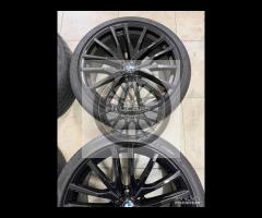 Cerchi 22 neri e pneumatici originali Bmw X5 X6 - 6