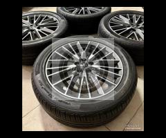 Cerchi 19 e pneumatici estivi Audi Q3 - 11