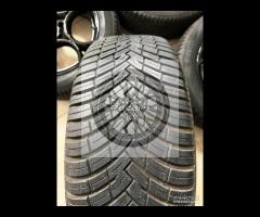 Cerchi 19 neri e pneumatici M+S Alfa Romeo Stelvio - 10
