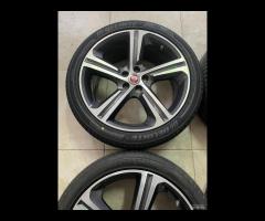 Cerchi 19 originali Jaguar Xf e pneumatici