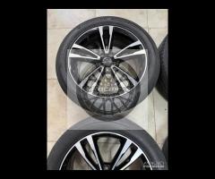 Cerchi 19 e pneumatici originali Volvo Xc40