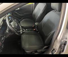 Ford Fiesta 1.5 TDCi 5 porte Vignale full - 9