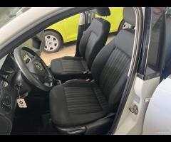 Volkswagen Polo 1.4 TDI 5p. Comfortline 2015 - 17