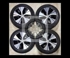 Cerchi 18 e pneumatici 4 Stagioni Volvo XC40