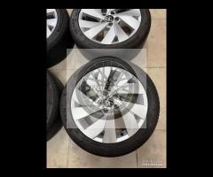 Cerchi 17 originali Volkswagen Golf e pneumatici