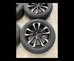 Cerchi e pneumatici 16 originali Opel Crossland X