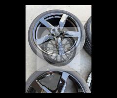 Cerchi e pneumatici 21 originali Audi A6 A7 RS Q3